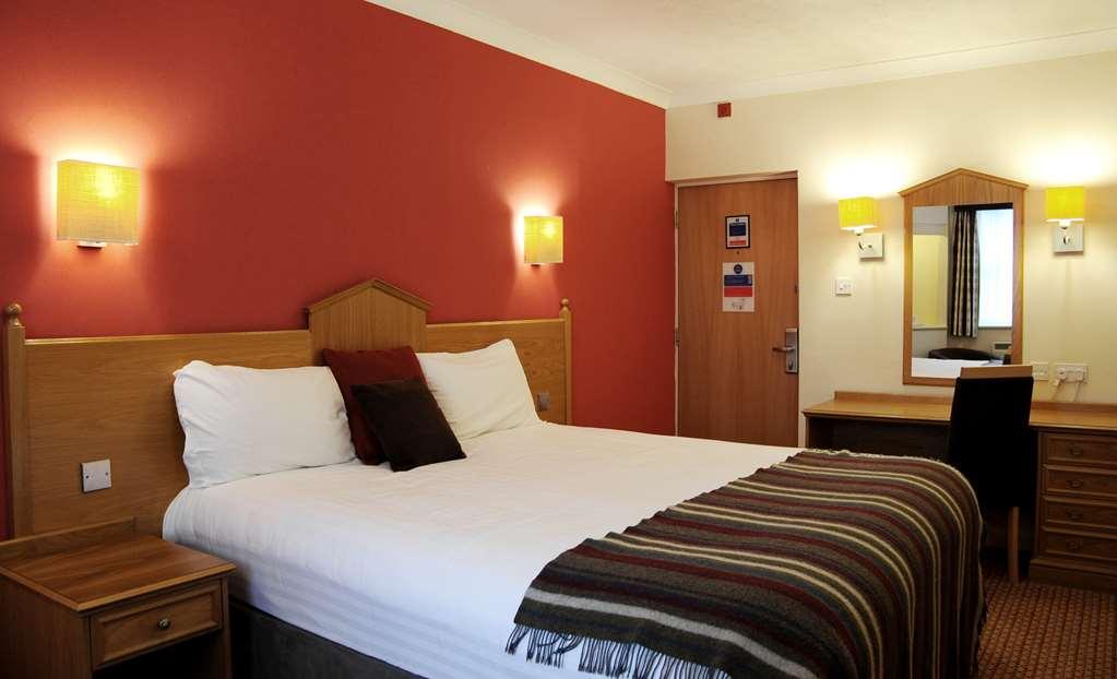 Village Hotel Manchester Hyde Habitación foto